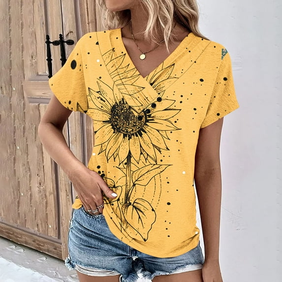 WXLWZYWL Tunic Tops for Womens Plus Size V Neck Short Sleeve Vintage Wildflowers Printing Shirt Boho Floral Casual Loose Summer Cottagecore T Shirt