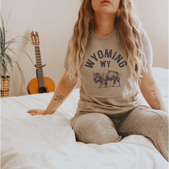 WYOMING Graphic Short sleeve Tees