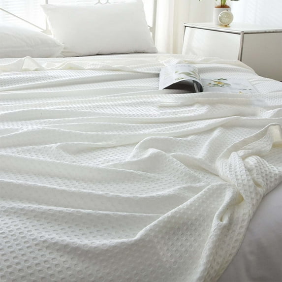 WZXPWT Breathable Bamboo Rayon Throw Blanket, Year-Round Lightweight Bedding for Hot Sleepers - Cooling Blanket with 3D Texture(White)