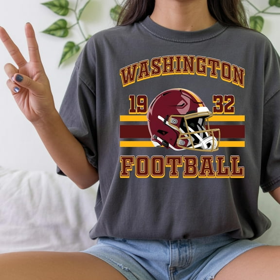 Wa.shing.ton Football T-Shirt, Fan Apparel Vintage Style Football Shirt