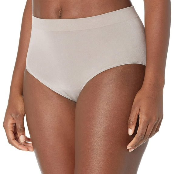 Wacoal Women's B-Smooth Brief Panty, Satellite, Medium