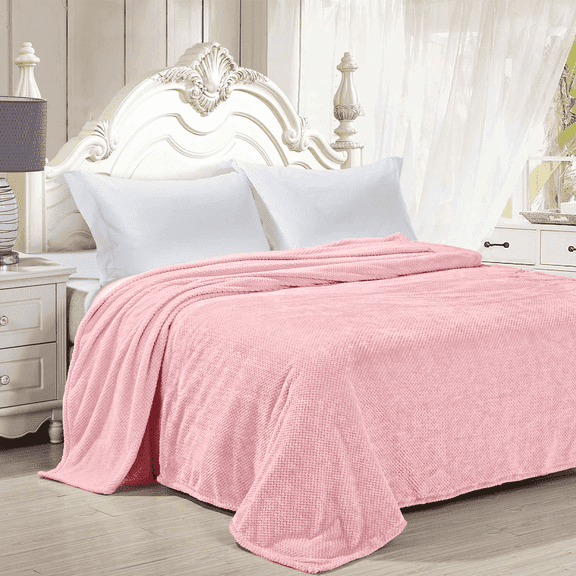 GPED Ultra Soft Throw Blanket, Queen Size Warm Cozy Blankets 260GSM for Couch Bed Chair, Breathable and Lightweight Blankets for All Seasons, Decor & Giftable Blanket, Pink