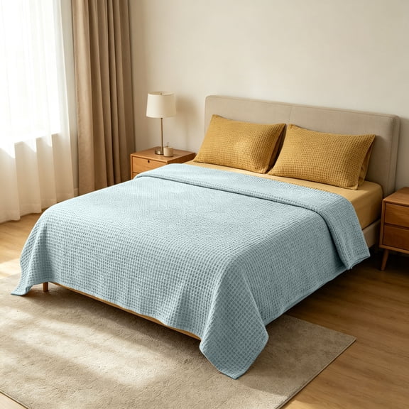 Waffle Weave Blanket Extra Large 90 x 78 Inch, Lightweight Breathable Soft Woven Blanket for Summer, Thin Blanket for Hot Sleepers, King Size Bed Cover for Spring Summer Home Decor (Sky Blue)