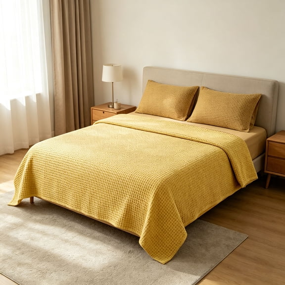 Waffle Weave Blanket Extra Large 90 x 78 Inch, Lightweight Breathable Soft Woven Blanket for Summer, Thin Blanket for Hot Sleepers, King Size Bed Cover for Spring Summer Home Decor (Yellow)