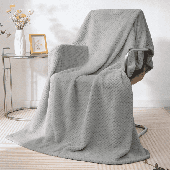 Cshidworld Lightweight Throw Blanket, Soft Breathable Summer Blanket for Air Conditioned Rooms, Waffle Weave Blanket for Couch Sofa Bed Bedroom Office and Home Decor