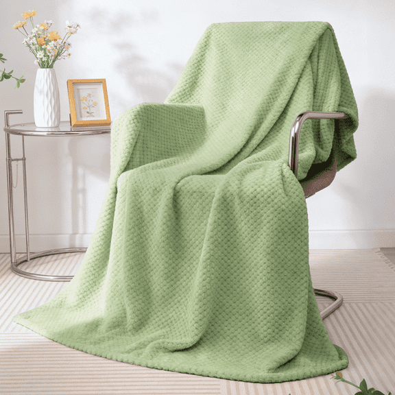 Throw Blanket, Sage Decorative Throws with Waffle Wave Design, Super Soft Plush Fuzzy Blankets 260GSM, Luxury Lightweight and Breathable Throws for Couch Sofa Chair Bed, Great for Gift,Travel, Office