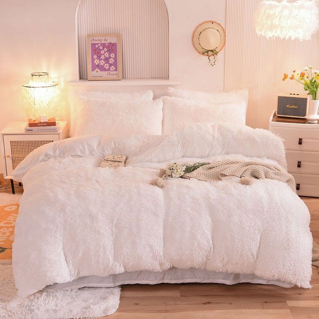 Wajade Plush Shaggy Duvet Cover Set 3 Piece Faux Fur Duvet Cover