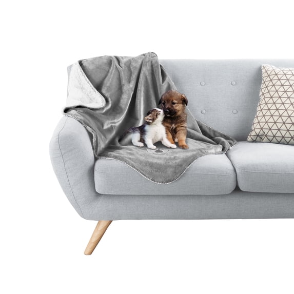 PETMAKER 30x40-Inch Reversible Sherpa Fleece Waterproof Dog Blanket (Gray)