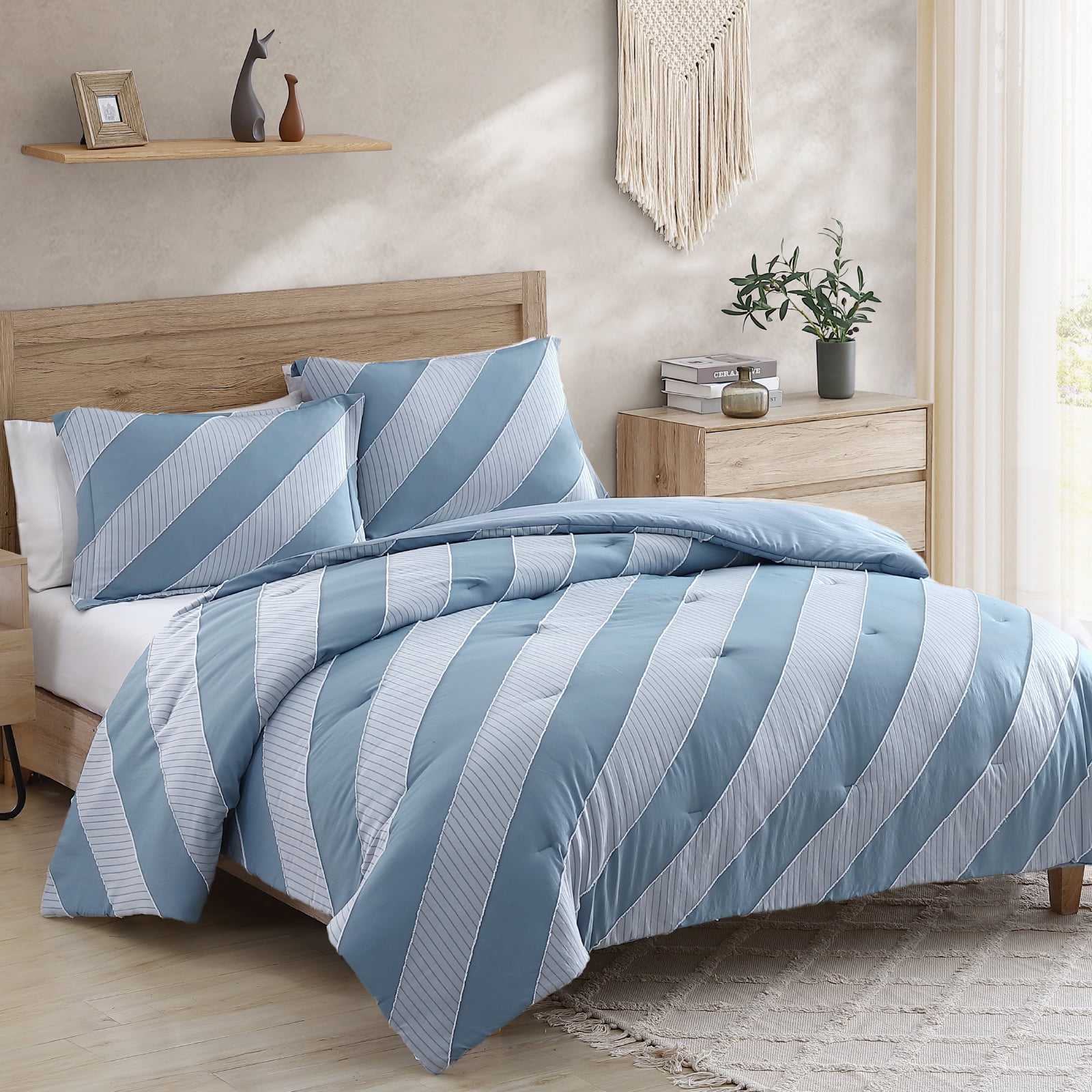Walensee King Clipped Jacquard Stripe Comforter Set, 3 Pieces Bed