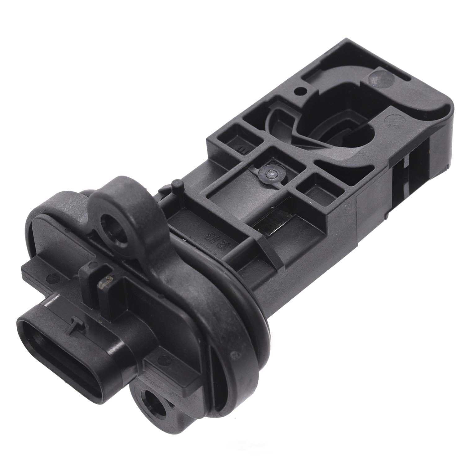 Walker 245-1303 Fits select: 2014-2018 BMW X5, 2013-2015 BMW 750