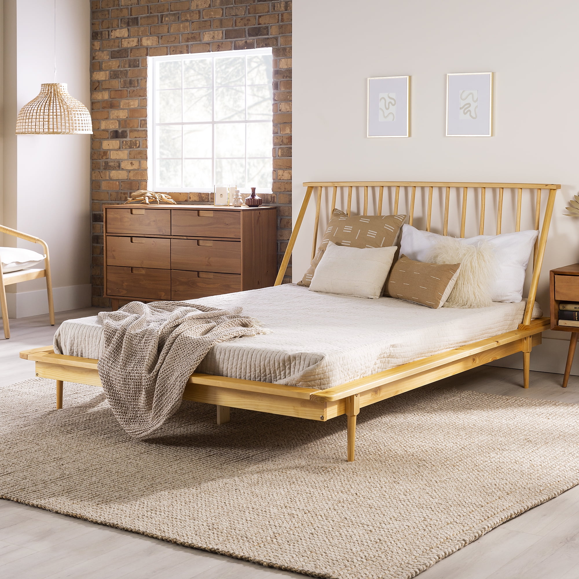 Light wood queen platform bed discount