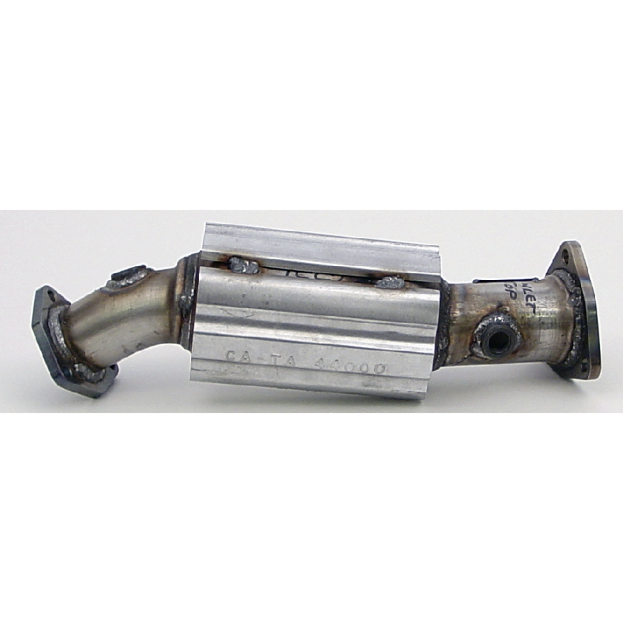 Walker Exhaust Ultra EPA 16087 Direct Fit Catalytic Converter Fits select: 1998-2005 VOLKSWAGEN PASSAT, 2004-2006 AUDI A4