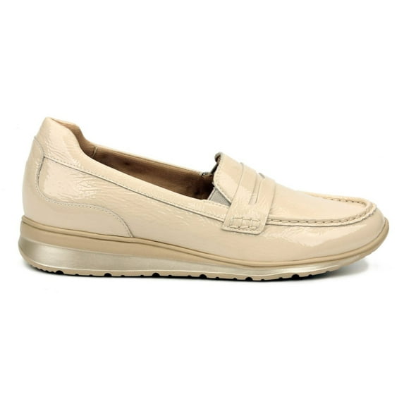 Walking Cradles Wc Dannon Women Loafer In Vanilla Crinkle Patent