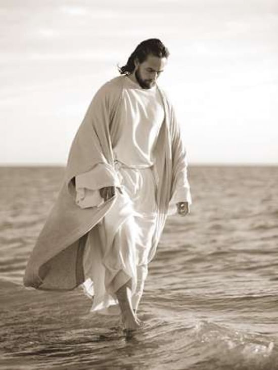 Walking on Water Canvas Art - Mark Mabry (18 x 24)