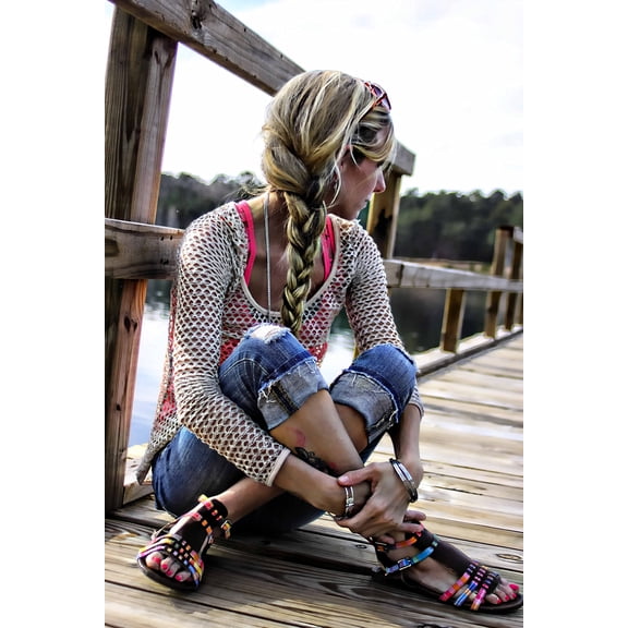 Wall Art Impressions 24x16in Photographic Print Poster Girl Sitting Tailor Seat Cross-legged Portrait