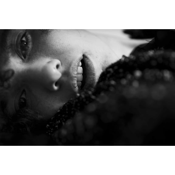 Wall Art Impressions 24x36in Photographic Print Poster Girl Face close up Portrait Beauty model Person Beautiful