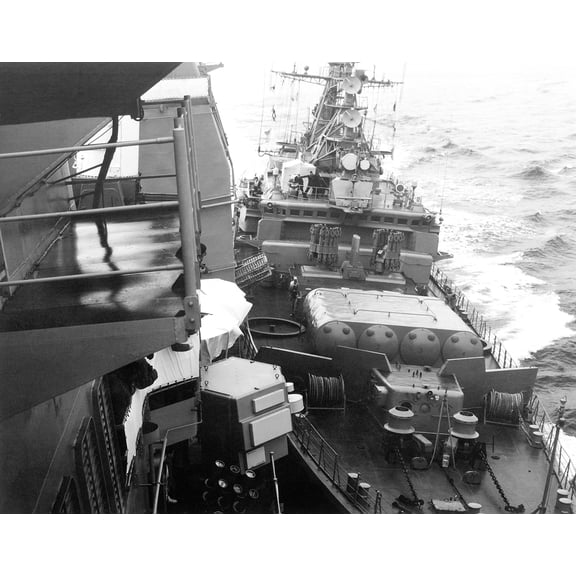 Wall Art Impressions 30x24in Coated Paper U.S. Navy cruiser USS Yorktown collision 1988
