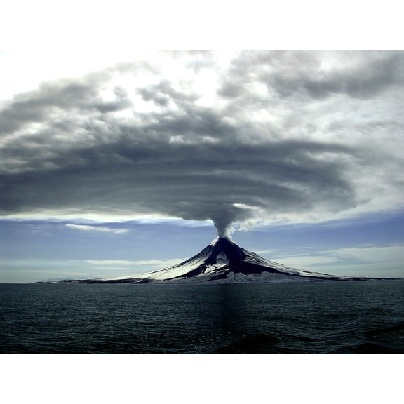 Wall Art Impressions 32x24in Photo Paper Augustine Historic eruptions Alaska Volcano 2006