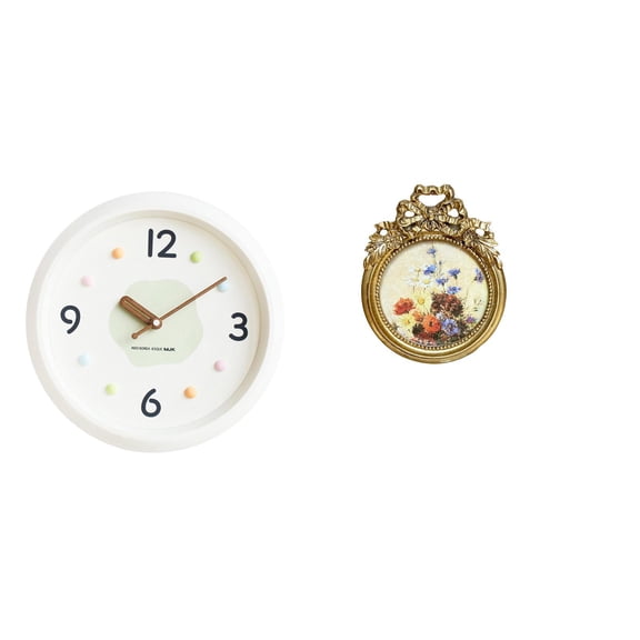 Wall Clock Decorative Stylish Vintage Resin Construction Perfect for Living Room Hotel Room Bar