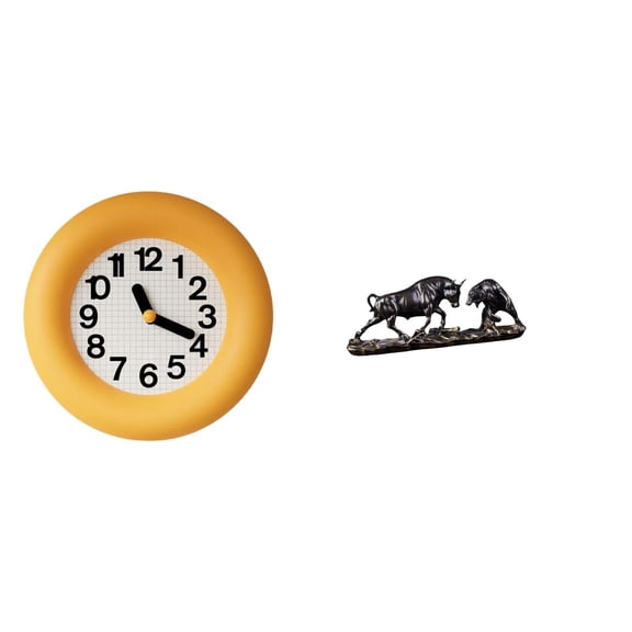 Wall Clock Round Bull Statue Bear Ornament Silent Resin Large Numbers for Bedroom Living Room