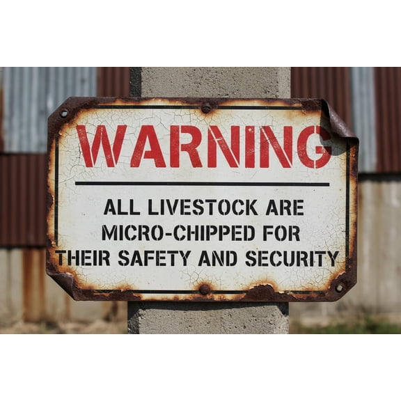 Wall Decor Warning All Livestock Are Micro-chipped Sign - Informational 8"x12" Metal Sign Plaque For Man Cave, Yard,Indoor Or Outdoor Display Vintage Signs Aluminum Plates Printed