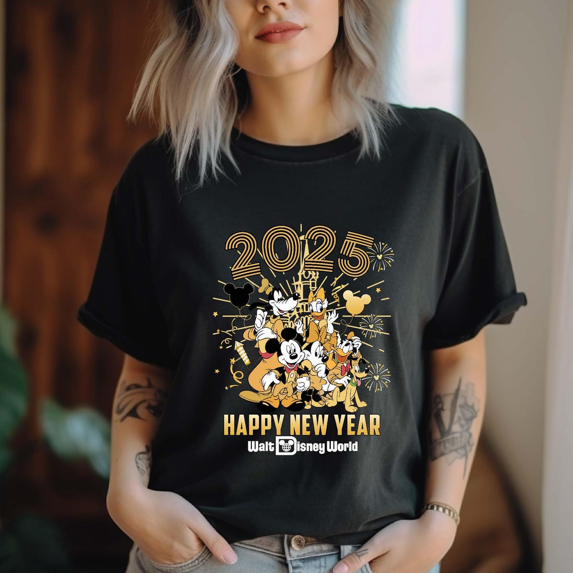 Walt Disney World 2025 Happy New Year Shirt, Mickey And Friends Family