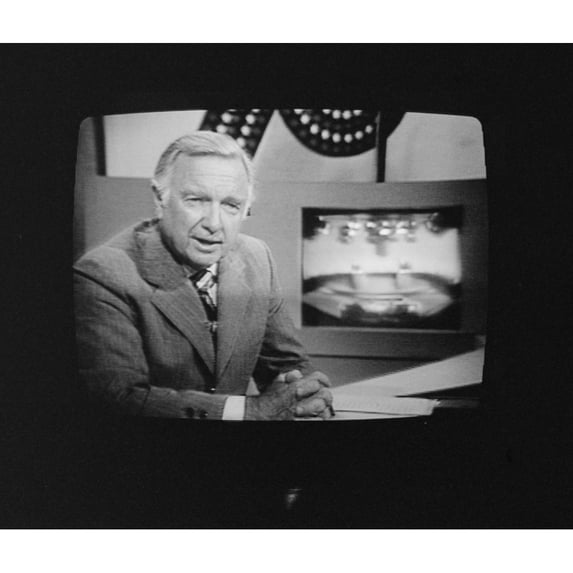 Walter Cronkite History (24 x 18)