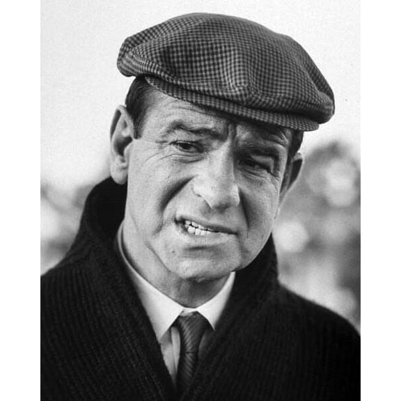 Walter Matthau looking dapper in cap 1967 Guide For The Married Man 8x10 photo