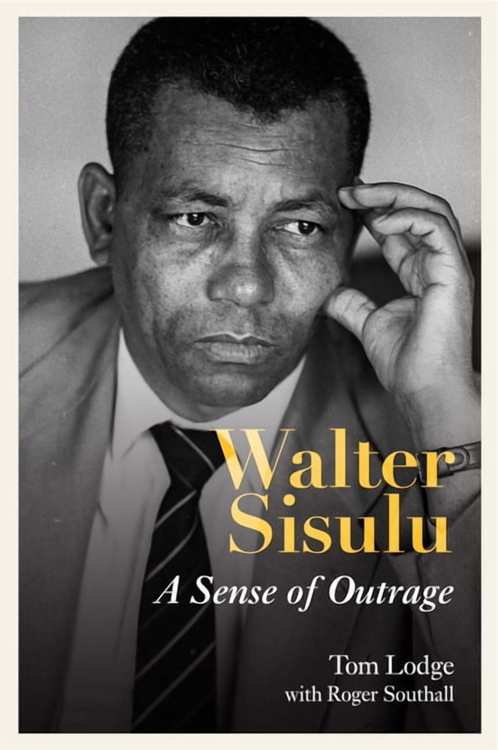 Walter Sisulu: A Sense of Outrage, (Paperback)