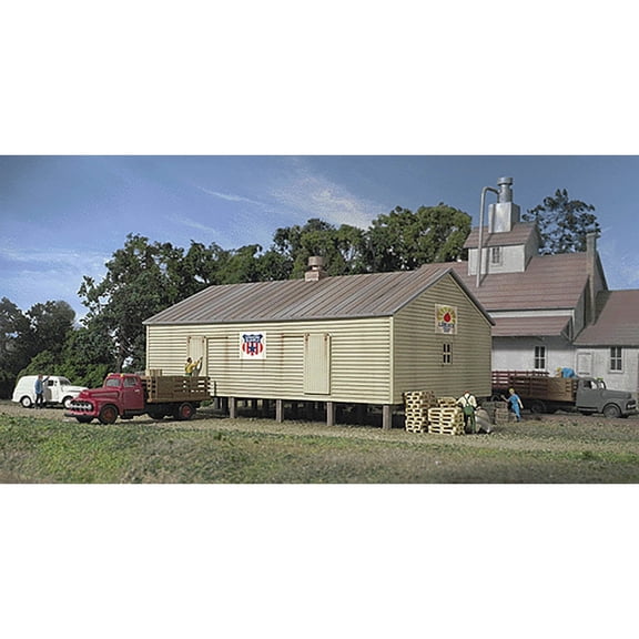 Walthers Cornerstone N Scale Building/Structure Kit Co-op Storage Shed Pilings