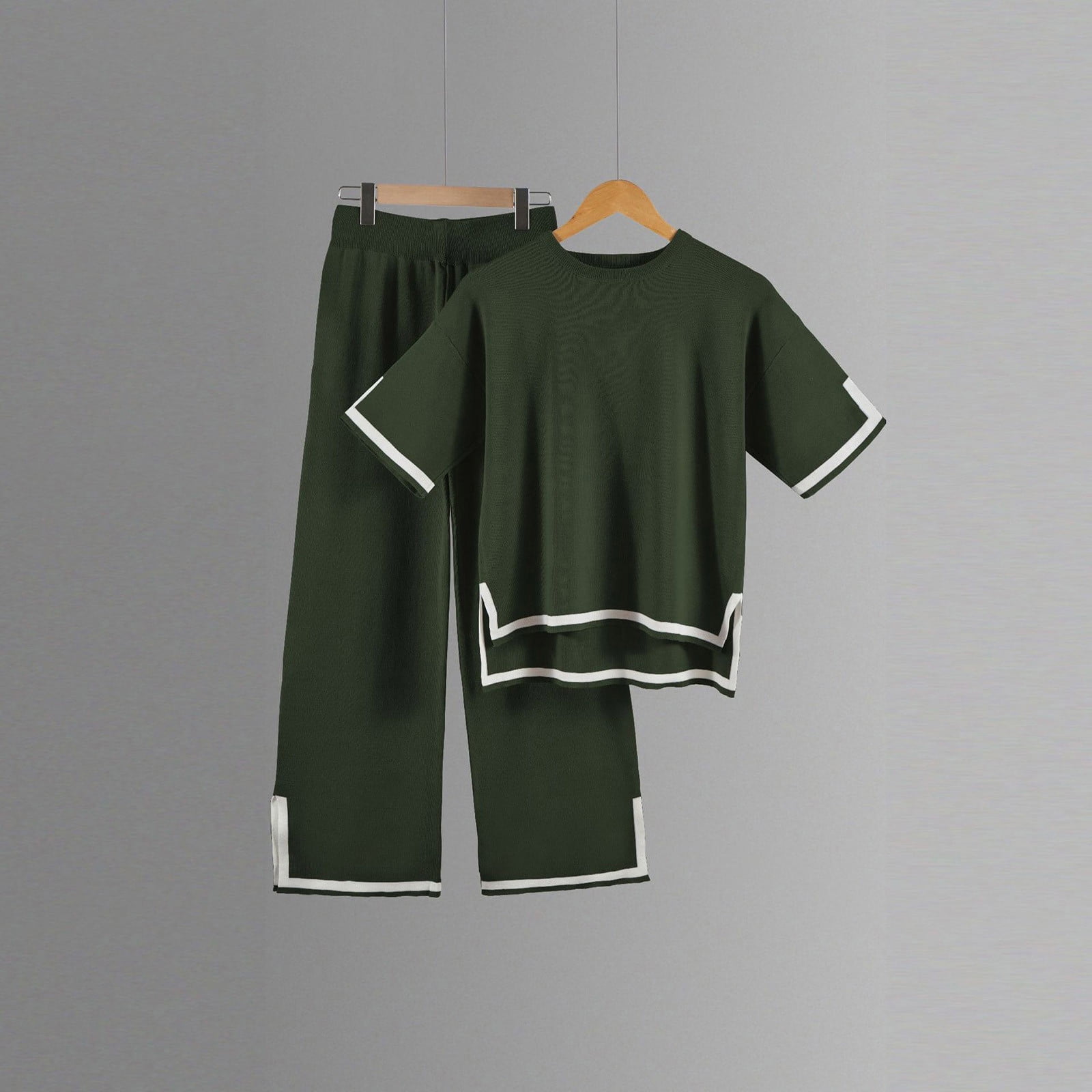 Clearance Cotton Long Sleeve Cut Out Hoodies and Cropped