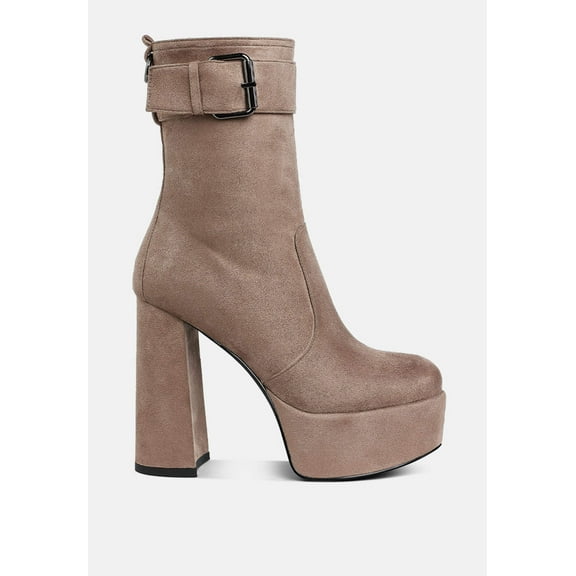 Wanderer Flared Block Heel Mid-Calf Boots