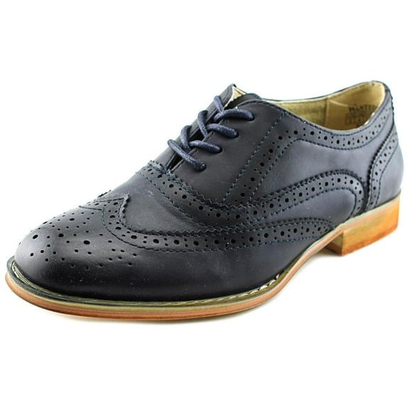Wanted Shoes Womens Babe Almond Toe Oxfords