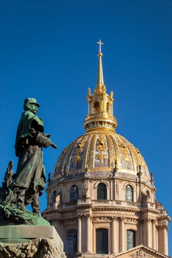 War Memorial Hotel les Invalides Canvas Art - Brian Jannsen DanitaDelimont (19 x 28)