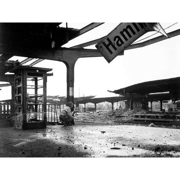 War WWII USA Soldier Ruins Railway Station Hamm Westfalen 1945 Photo Extra Large XL Wall Art Poster Print
