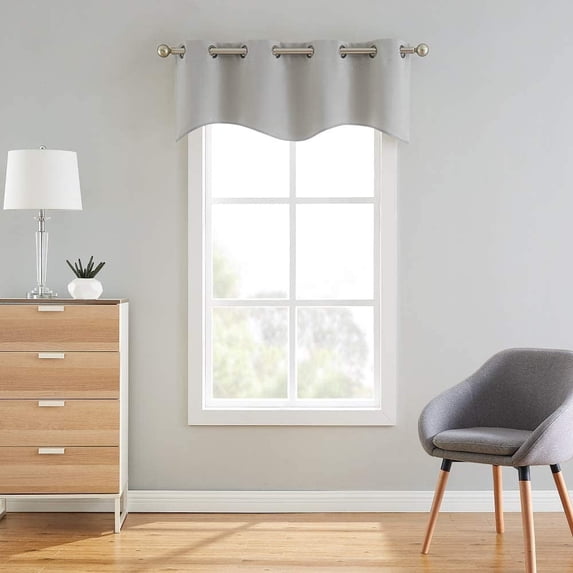 Warm Home Designs Scalloped Silver Valance. N Silver Scalloped Valance