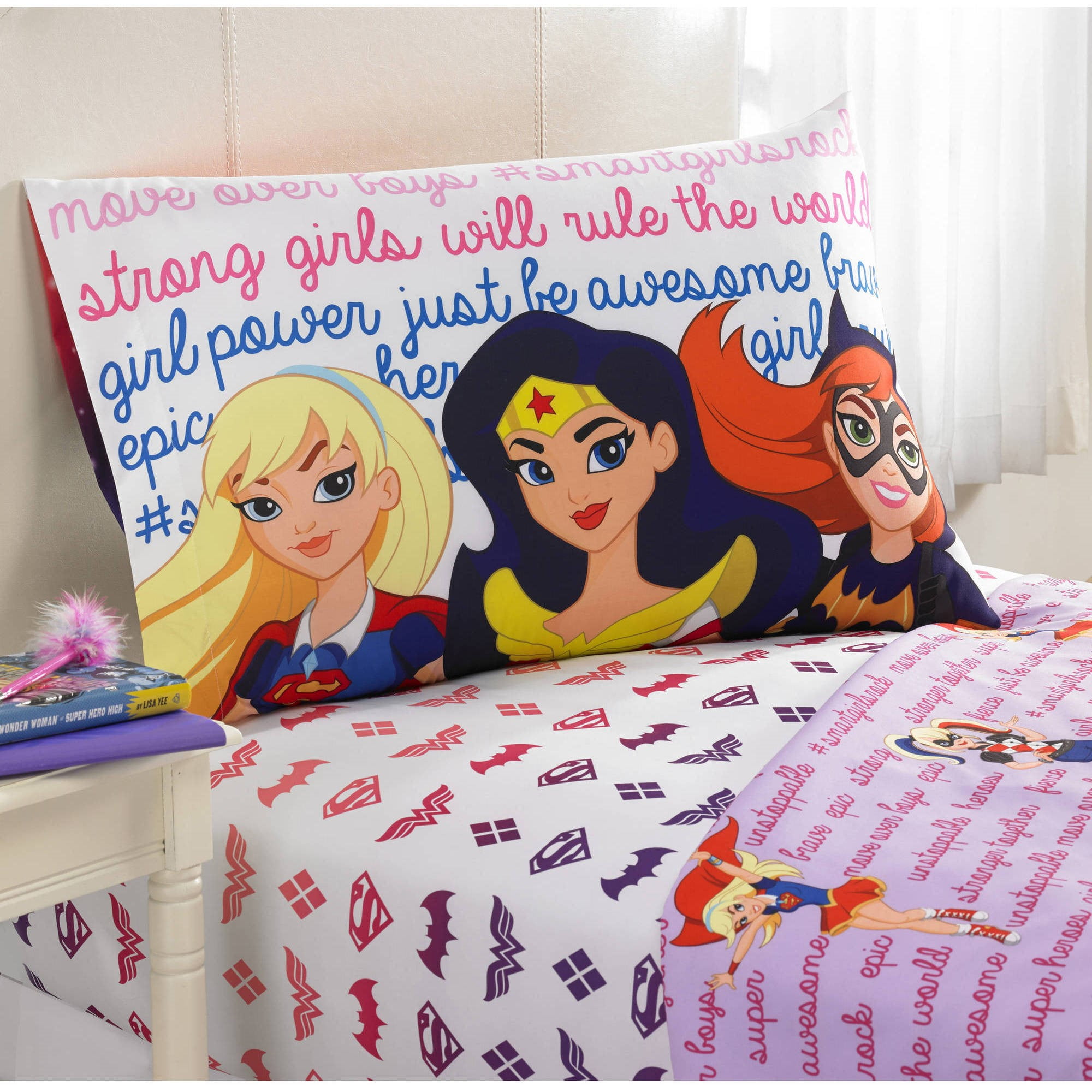 Superhero twin sheets top