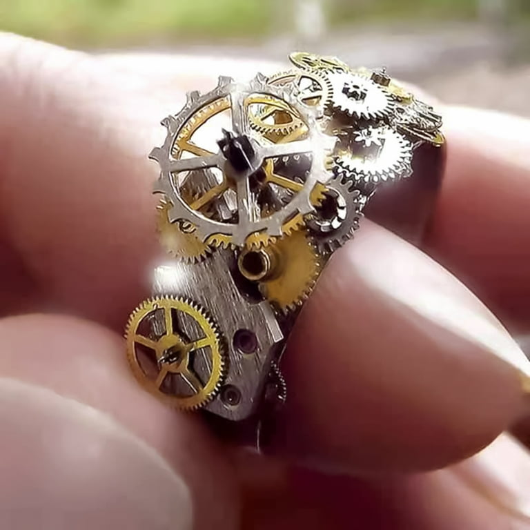 Antique finger ring top