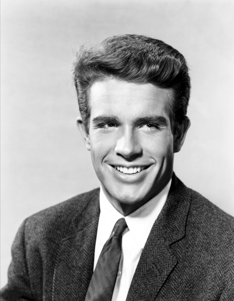 Warren Beatty Canvas Art - (16 x 20)