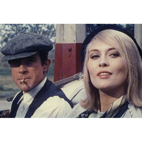Warren Beatty and Faye Dunaway in Bonnie and Clyde in convertible car 24x36 Poster