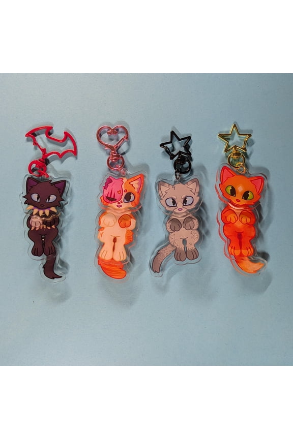 Warrior battle cats inspired swinging scourge fire star ash fur bright heart keychain (1 keychain)