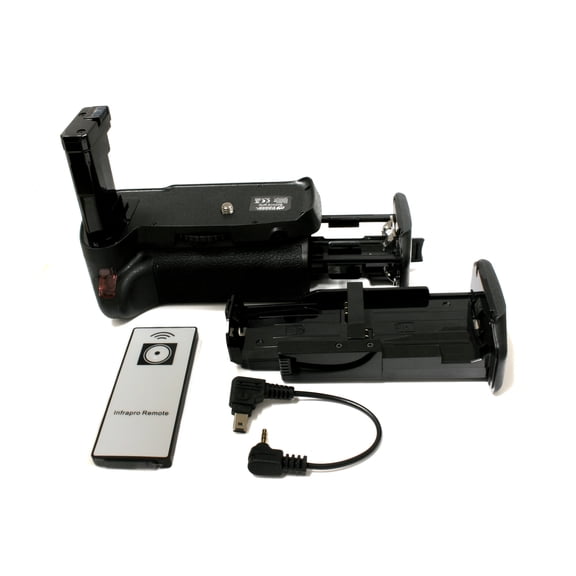 Wasabi Power Battery Grip for Nikon MB-D3100+ and Nikon D3100/D3200/D5300 (with Remote)