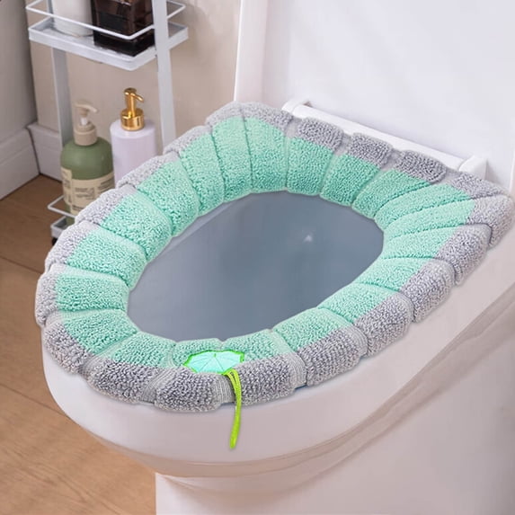 Washable Two-Tone Plush Toilet Seat Cover with Convenient Handle, Soft Winter Bathroom Cushion for Cold Weather Comfort, Universal Fit for Round and Elongated Toilets