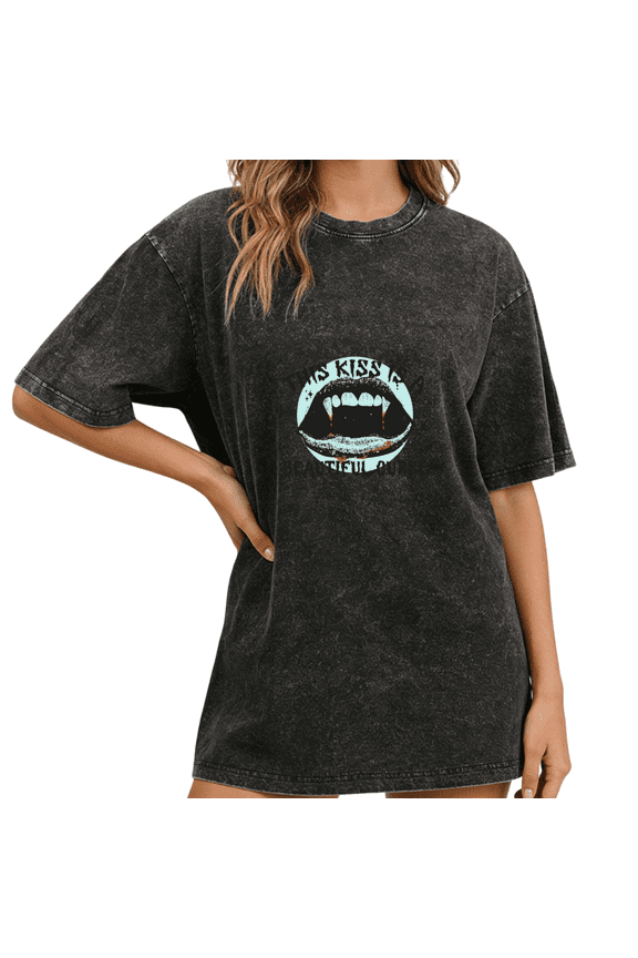 Washed Black Vampire Fangs This Kiss Is A Beautiful Crime Print T-Shirt Graphic Tees Shirts Gothic Casual S-2XL Tops
