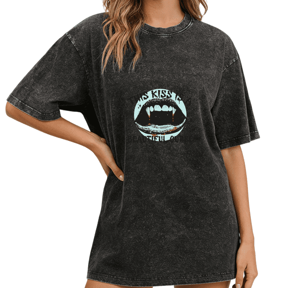 Washed Black Vampire Fangs This Kiss Is A Beautiful Crime Print T-Shirt Graphic Tees Shirts Gothic Casual S-2XL Tops