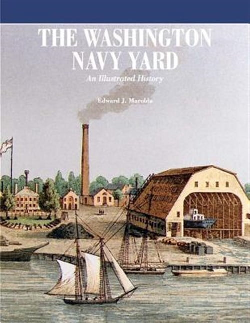 Washington Navy Yard : Black and White