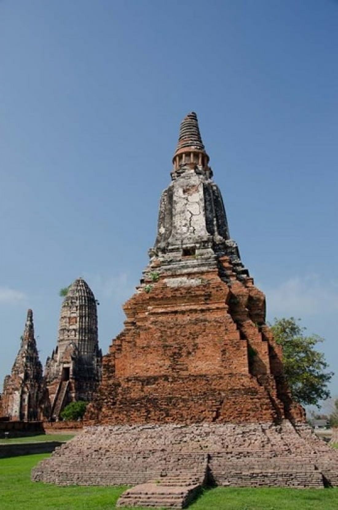 Wat Chaiwatthanaram Buddhist monastery Chedi and Prang temples Bangkok Thailand Canvas Art - Cindy Miller Hopkins DanitaDelimont (24 x 36)