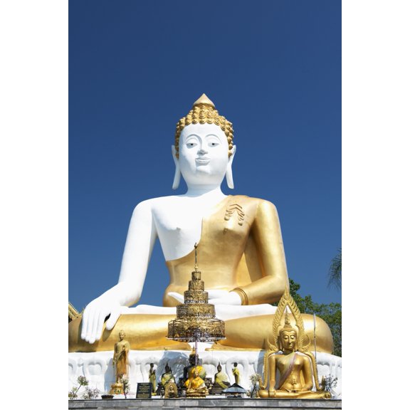Wat Doi Kham Temple Buddha Chiang Mai Thailand Canvas Art - Stuart Corlett  Design Pics (12 x 18)