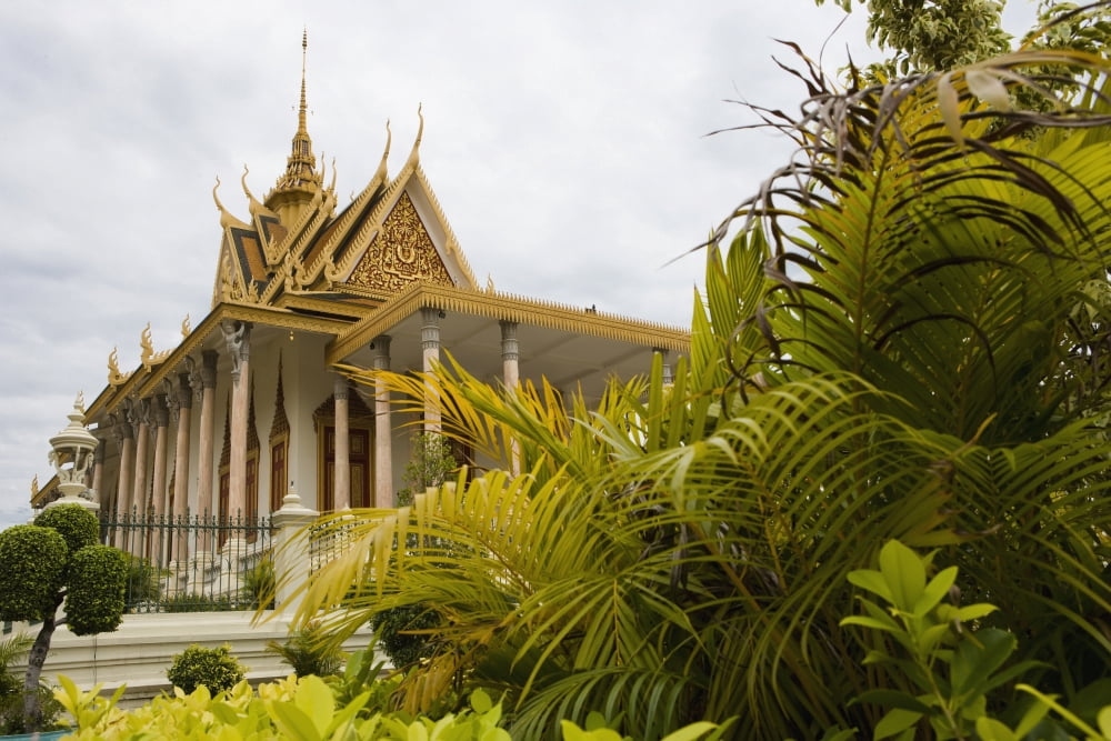 Wat Preah Keo Morokat Royal PalacePhnom PenhCambodia Canvas Art - Toby Adamson Design Pics (38 x 24)