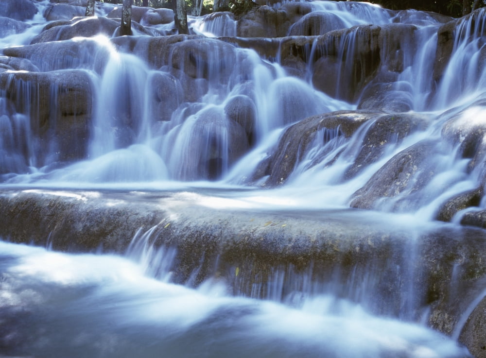 Water And Rock At Dunns River Falls Close Up Canvas Art - Ian Cumming Design Pics (18 x 13)
